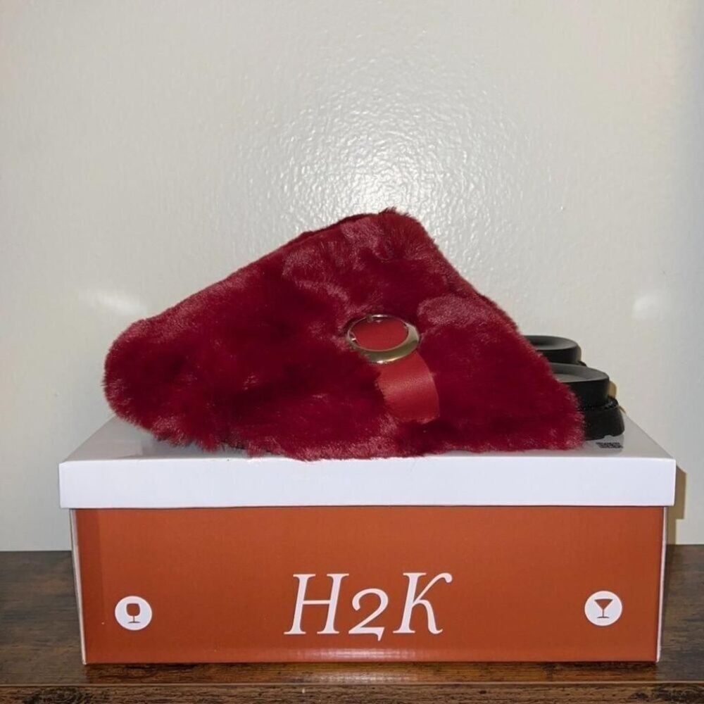 H2K Women Red Fur Trim Round Toe Buckle Slip-On Mule Slipper Size 8